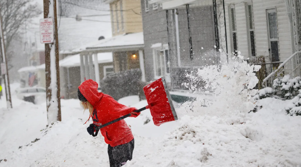 Tormenta invernal amenaza el noreste de EU en pleno fin de semana navideño