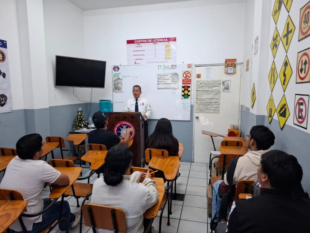 Carlos Alberto Ordóñez Sandoval en una conferencia