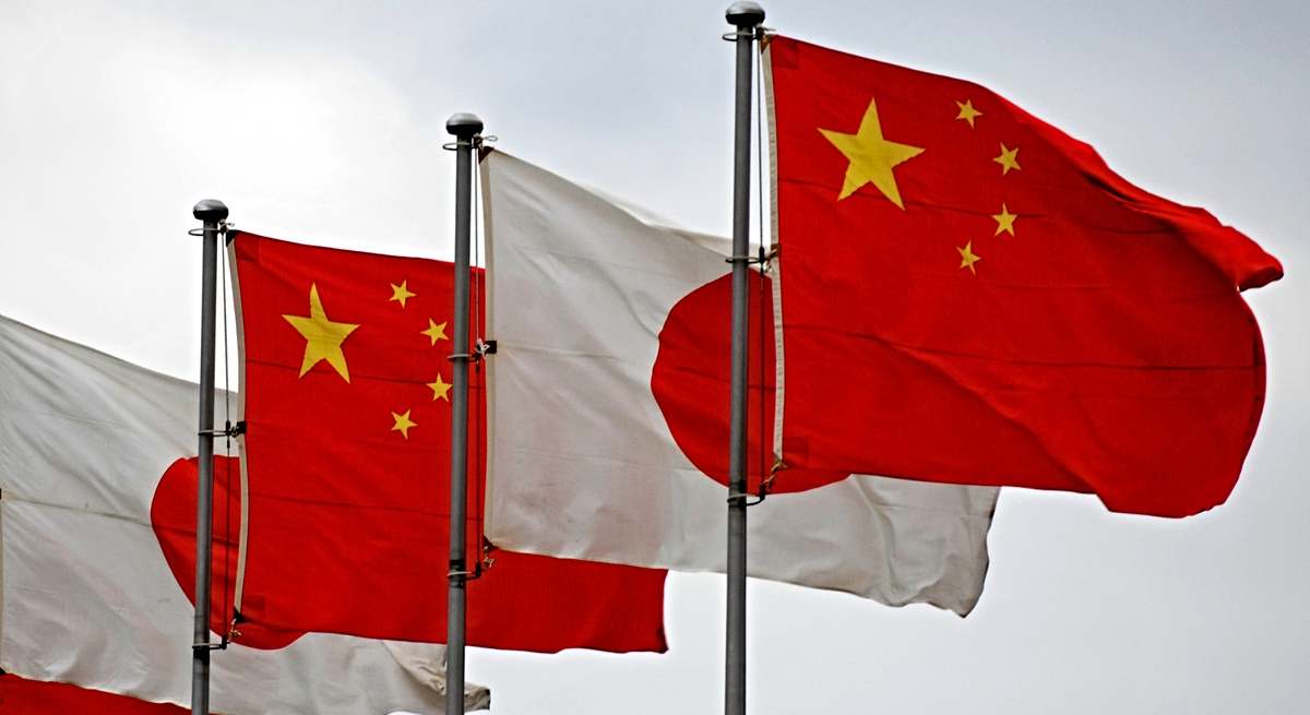 Se elevan las tensiones: Japón denuncia maniobras peligrosas de cazas chinos cerca de Okinawa