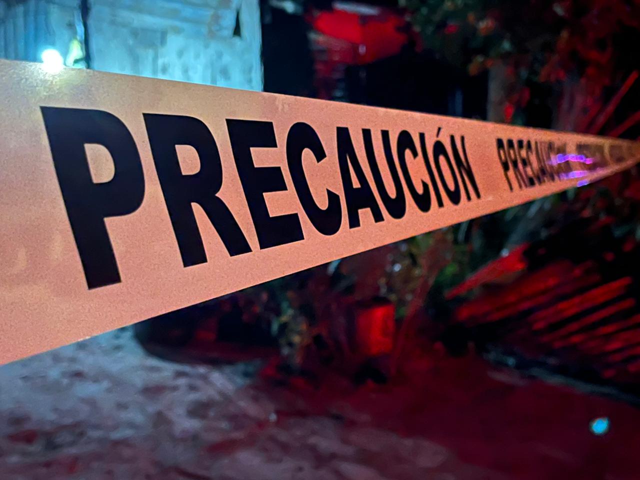 Cinta amarilla de precaución resguardando la zona