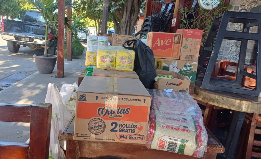 Apoyos alimentarios a familias del norte de Sinaloa