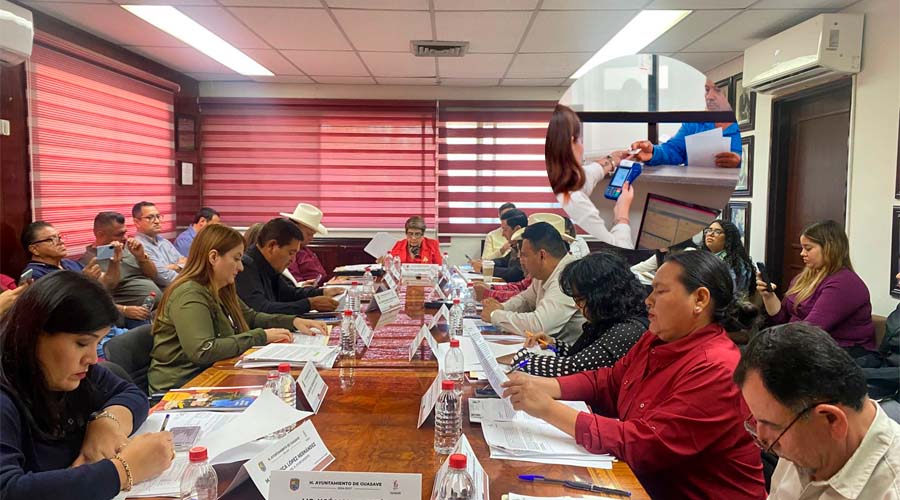 Sesión de cabildo del Ayuntamiento de Guasave
