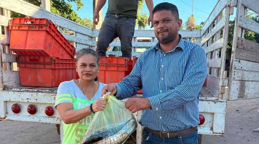 DIF reparte pescado en Guasave