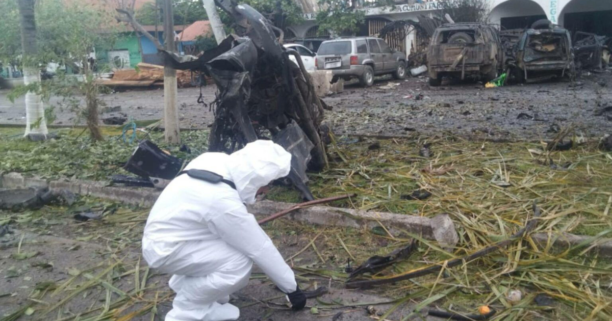 Asciende a 5 el número de personas fallecidas por explosión de coche bomba en Coahuayana, Michoacán