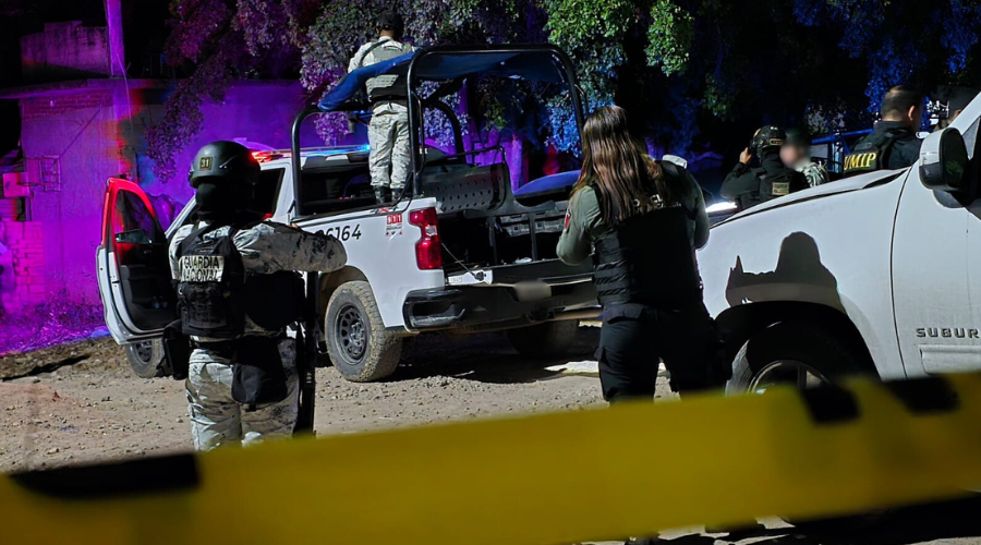 Policía delimita con cinta amarilla el sitio del homicidio