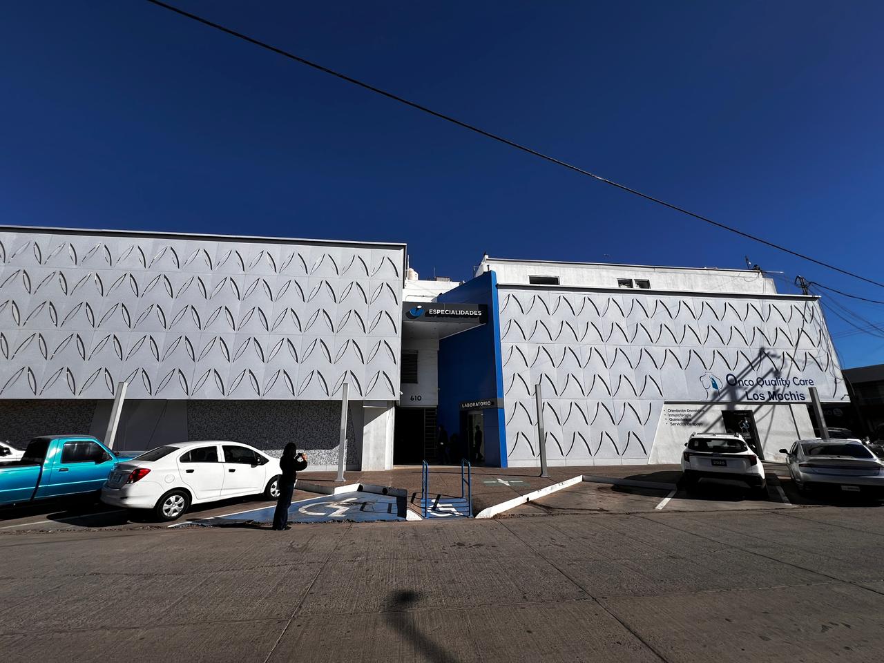 Fachada del Hospital Fátima