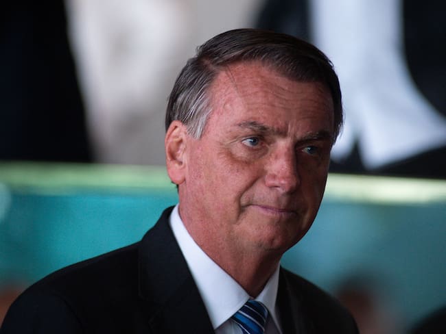 Jair Bolsonaro solicita prisión domiciliaria por motivos de salud; advierten riesgo de agravamiento