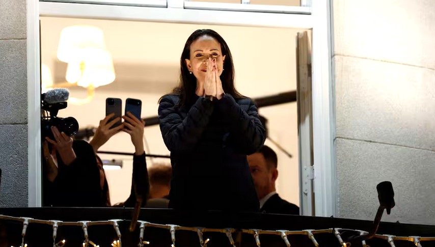 María Corina Machado arriba a Oslo y hace su primera aparición pública en más de un año