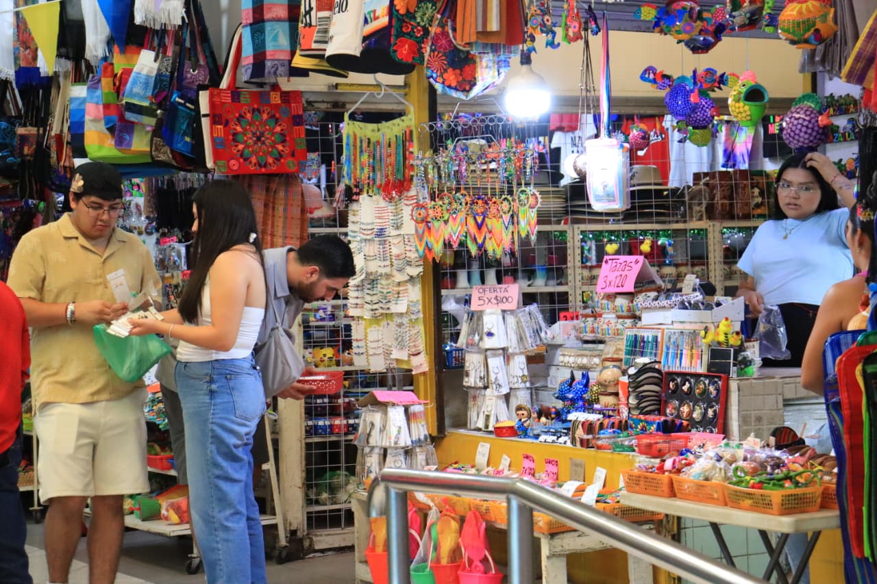 Negocio de venta en Mercado Pino Suárez en Mazatlán