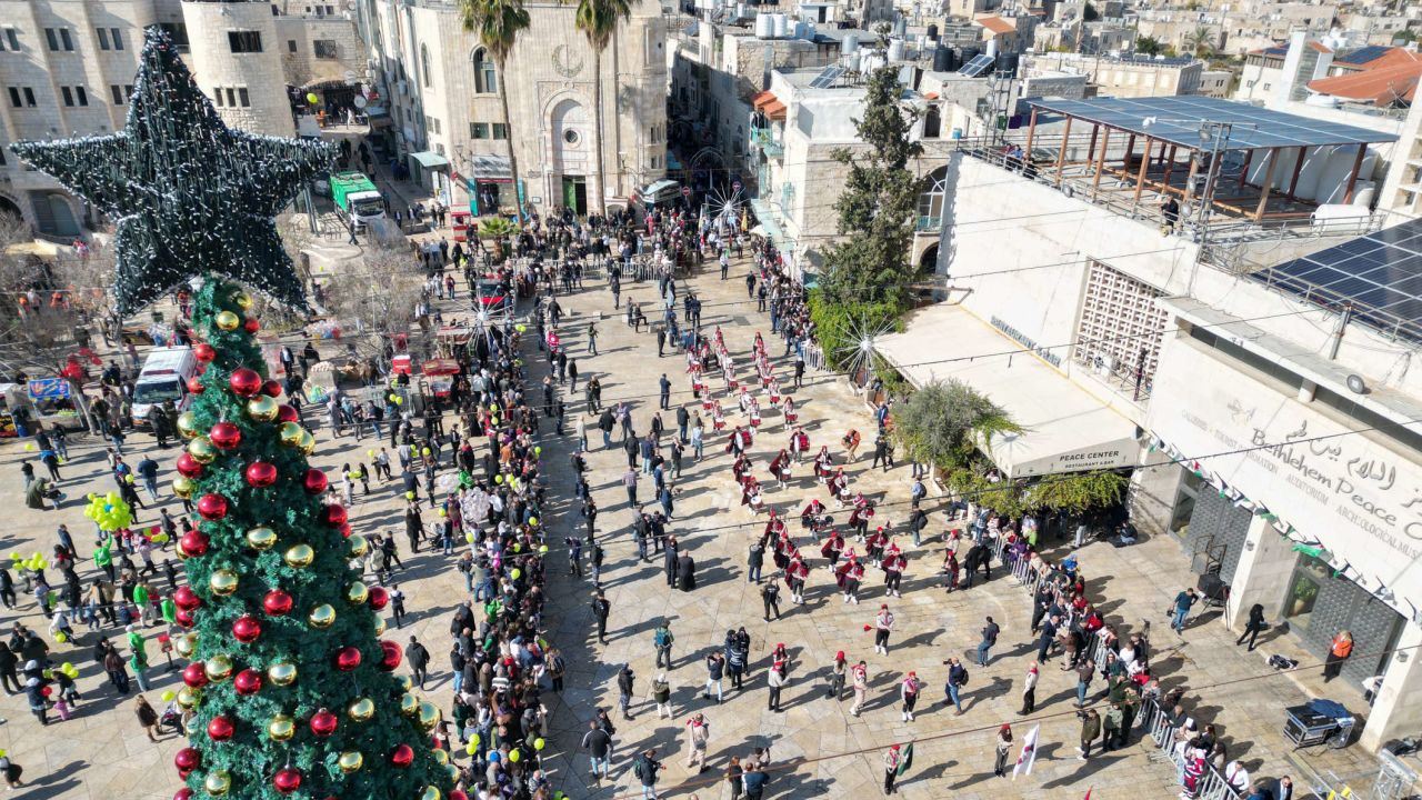Belén vuelve a celebrar la Navidad tras cese de hostilidades en la Franja de Gaza