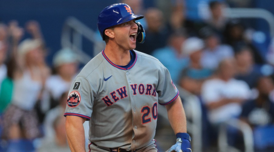 Pete Alonso gritando