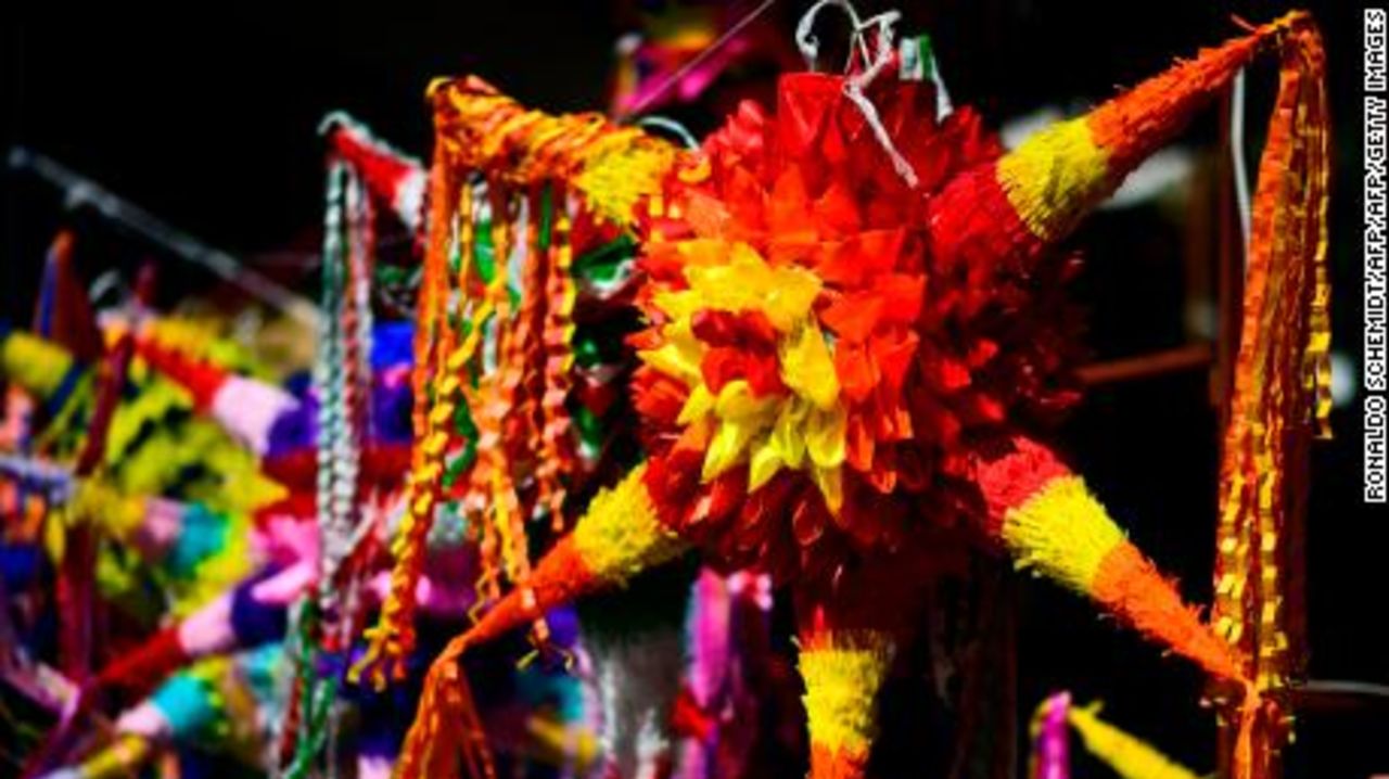 ¿Por qué hay que tener una piñata de 7 picos en las fiestas de fin de año? Esto significa la tradición