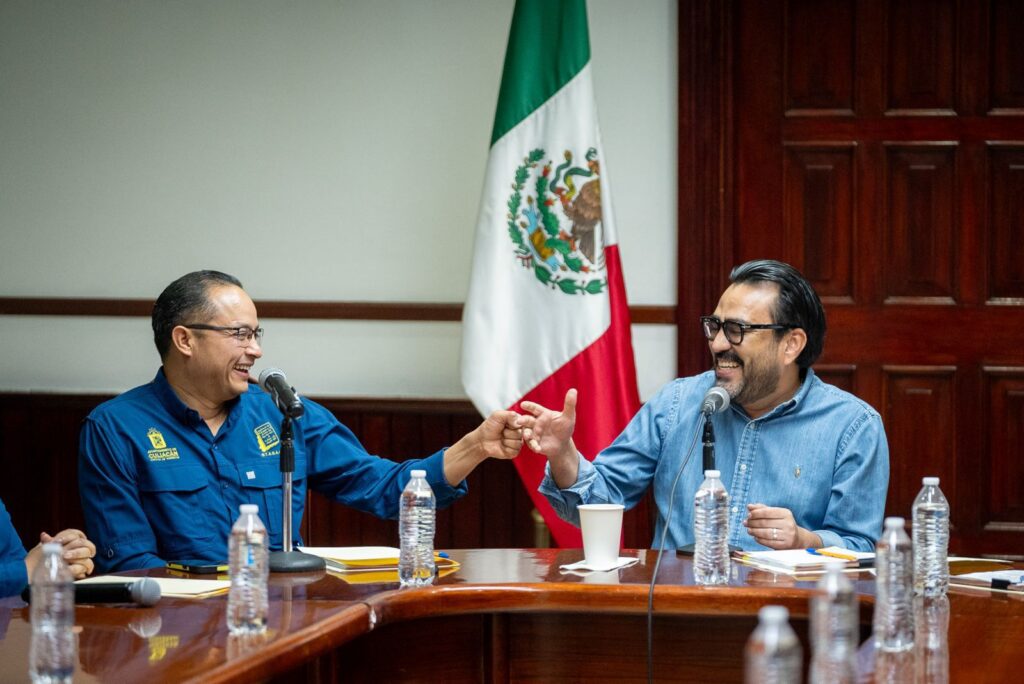 Julio Duarte Apan en reunión con Juan de Dios Pantoja