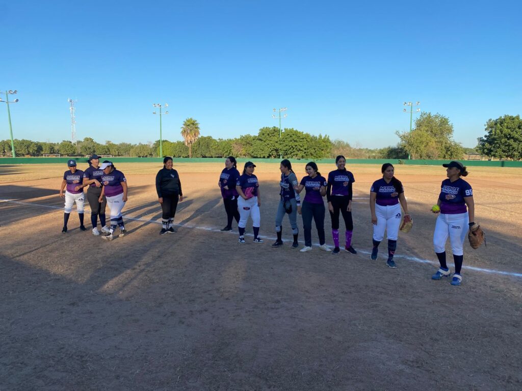 En el último encuentro de la semana las Tigers-Aceros del Pacífico se llevan la victoria en la mesa