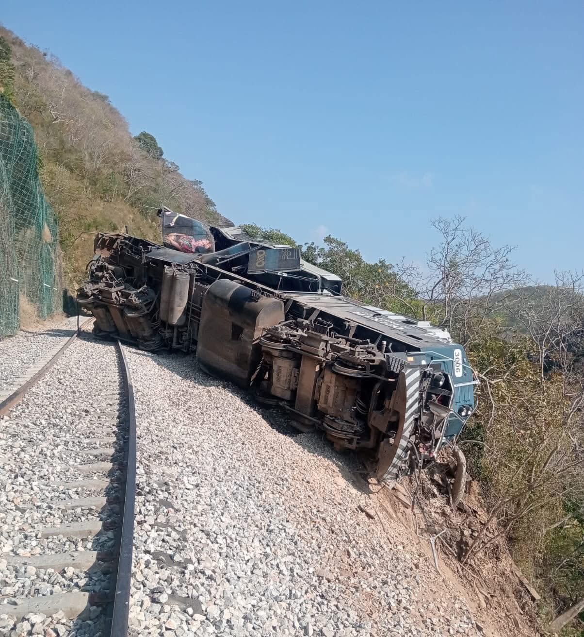 Semar confirma 20 personas lesionadas tras descarrilamiento de Tren Interoceánico en Oaxaca