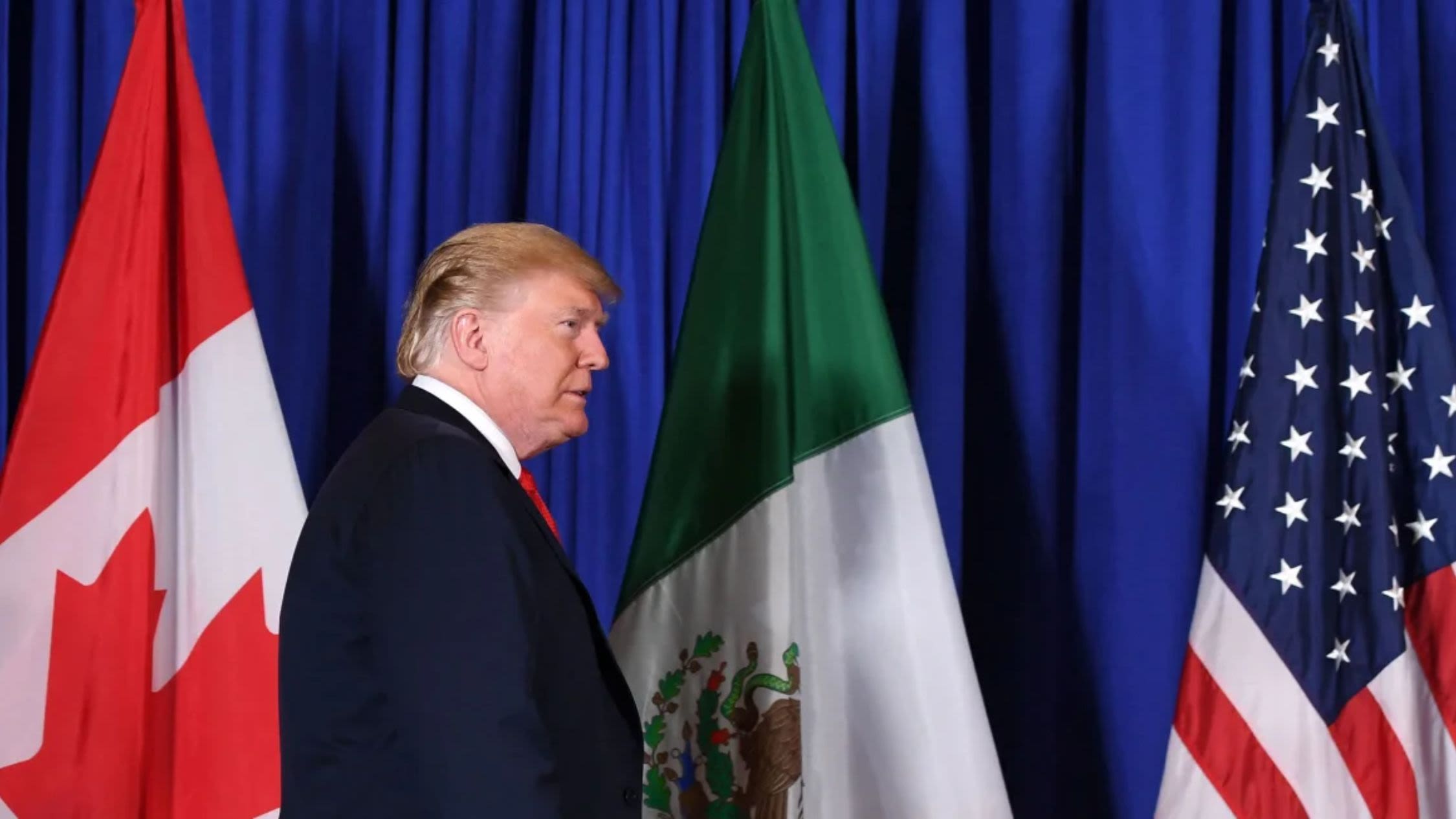 Trump sugiere que dejará expirar el T-MEC; 