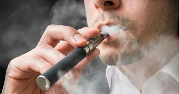 Diputados aprueban en lo general reforma que prohíbe vapeadores en México