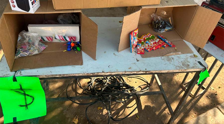 Venta de pirotecnia en Guasave