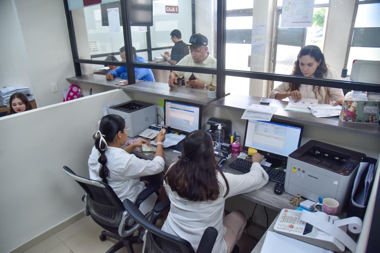 Ventanilla de pago en tesorería de Ahome