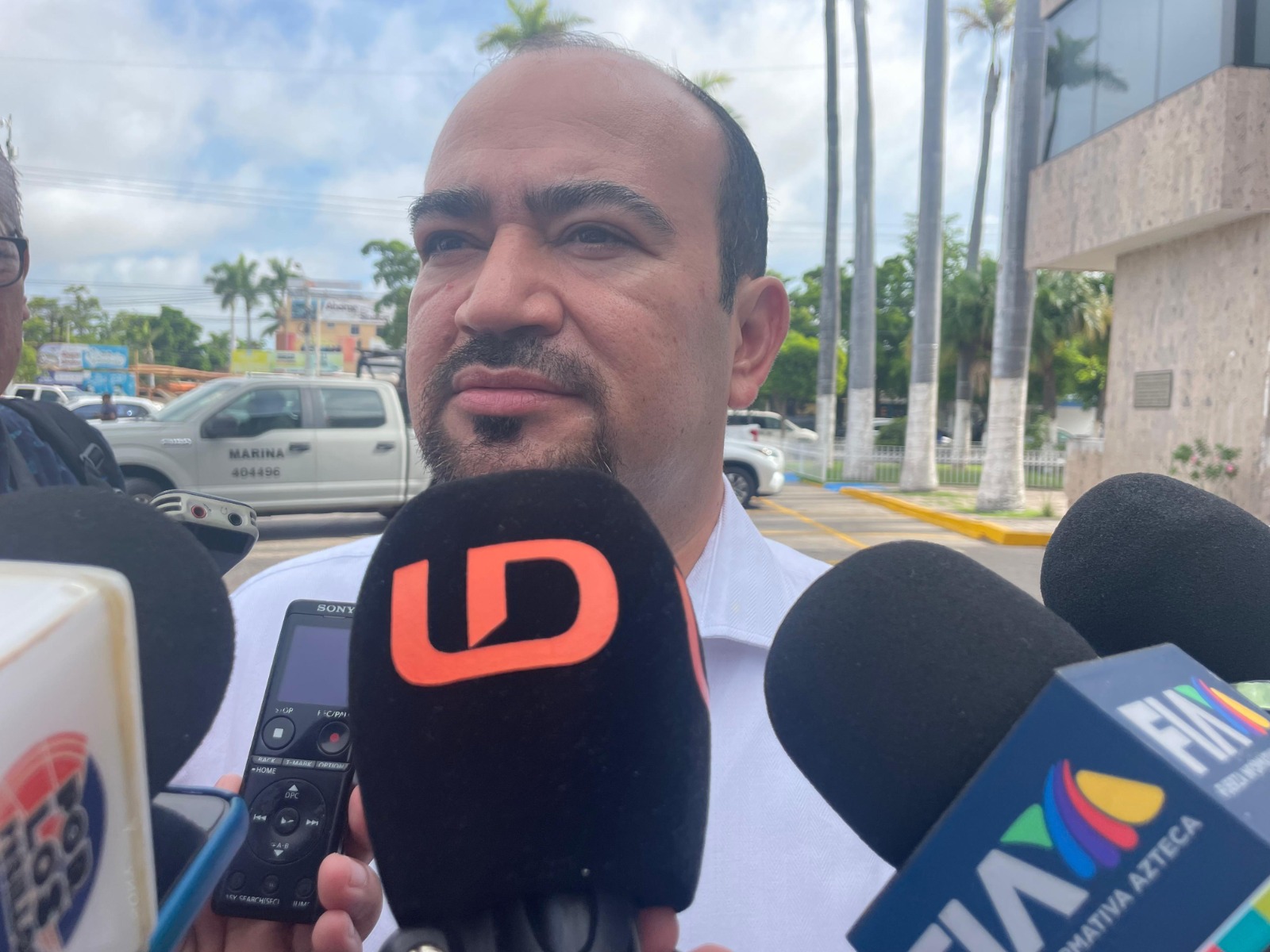 Jesús Arnoldo Serrano Castelo, vicefiscal en la zona norte dando declaraciones a los medios de comunicación
