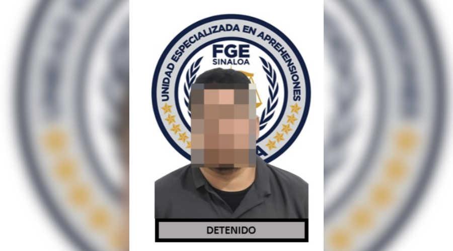 Hombre con el rostro censurado