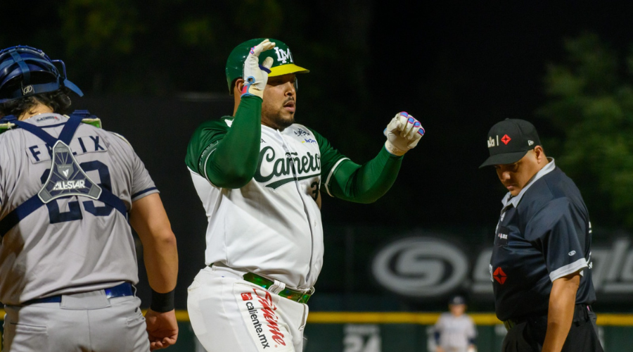 Yasmany Tomás reapareció y pegó jonrón de tres carreras al primer pitcheo que vio