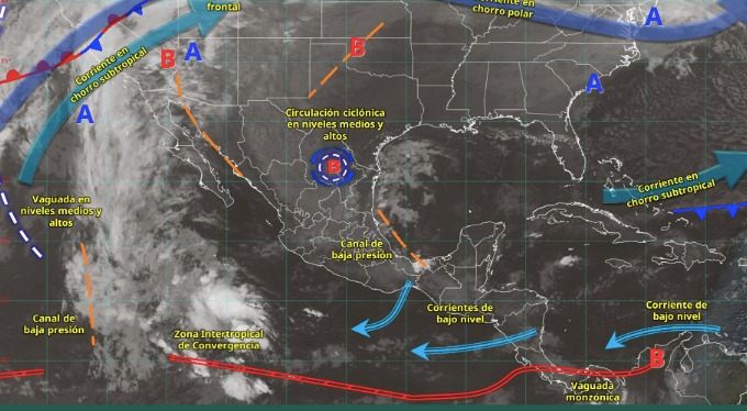 Imagen satelital de México indicando los sistemas meteorológicos activos en México