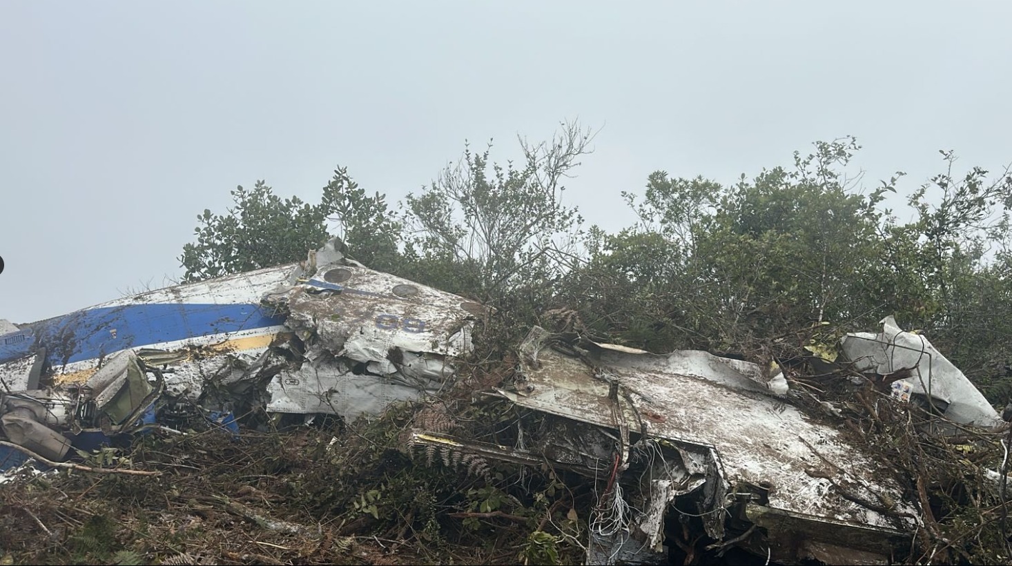 Se accidenta avión con 15 personas a bordo en Colombia; no reportan sobrevivientes