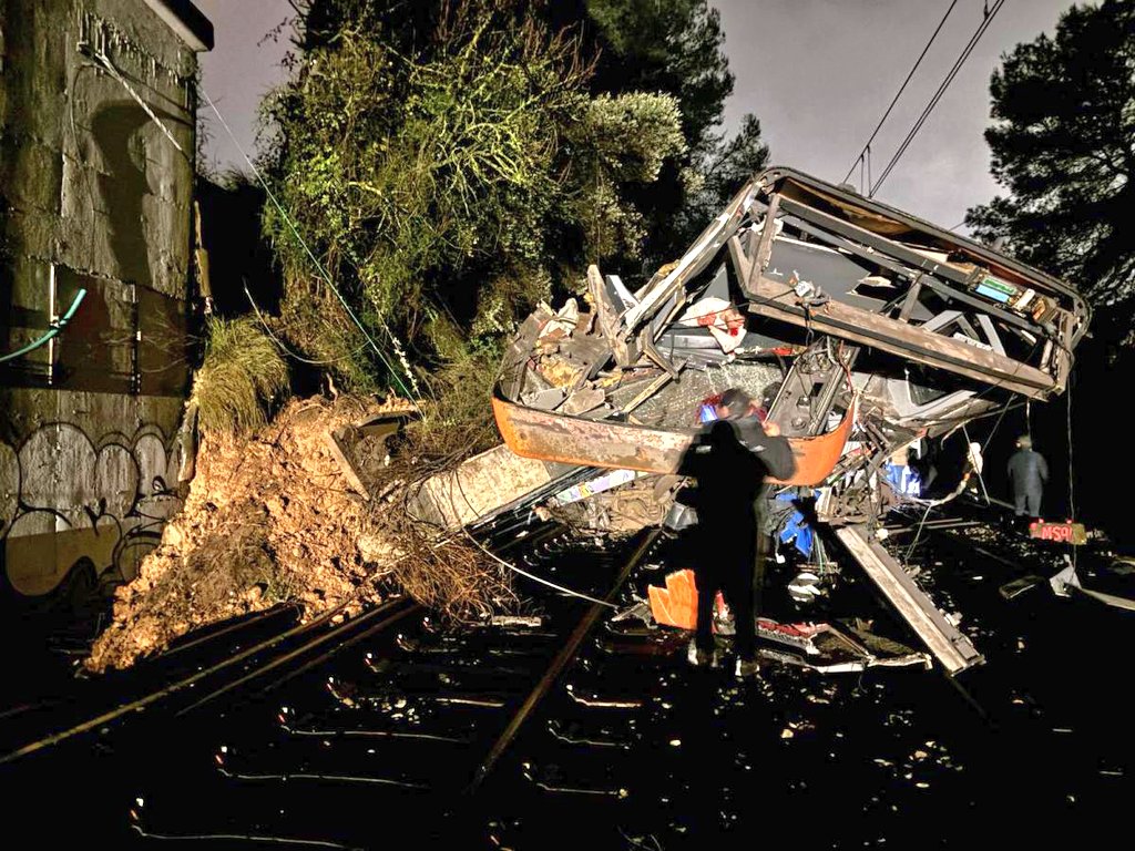 Se registran dos nuevos accidentes de trenes en España; hay un muerto y al menos 36 heridos