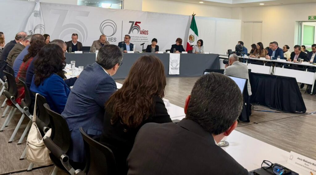 Sesión extraordinaria de la Anuies