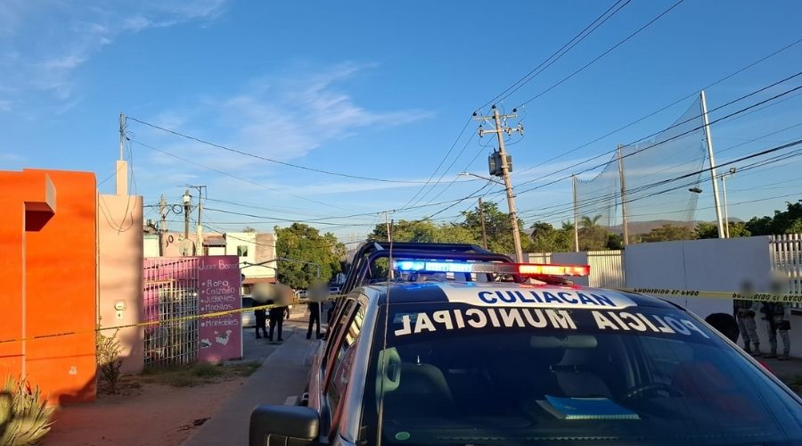 Policía municipal de Culiacán junto a elementos de seguridad