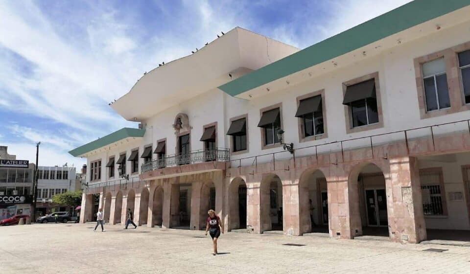 Parte externa del ayuntamiento de Mazatlán