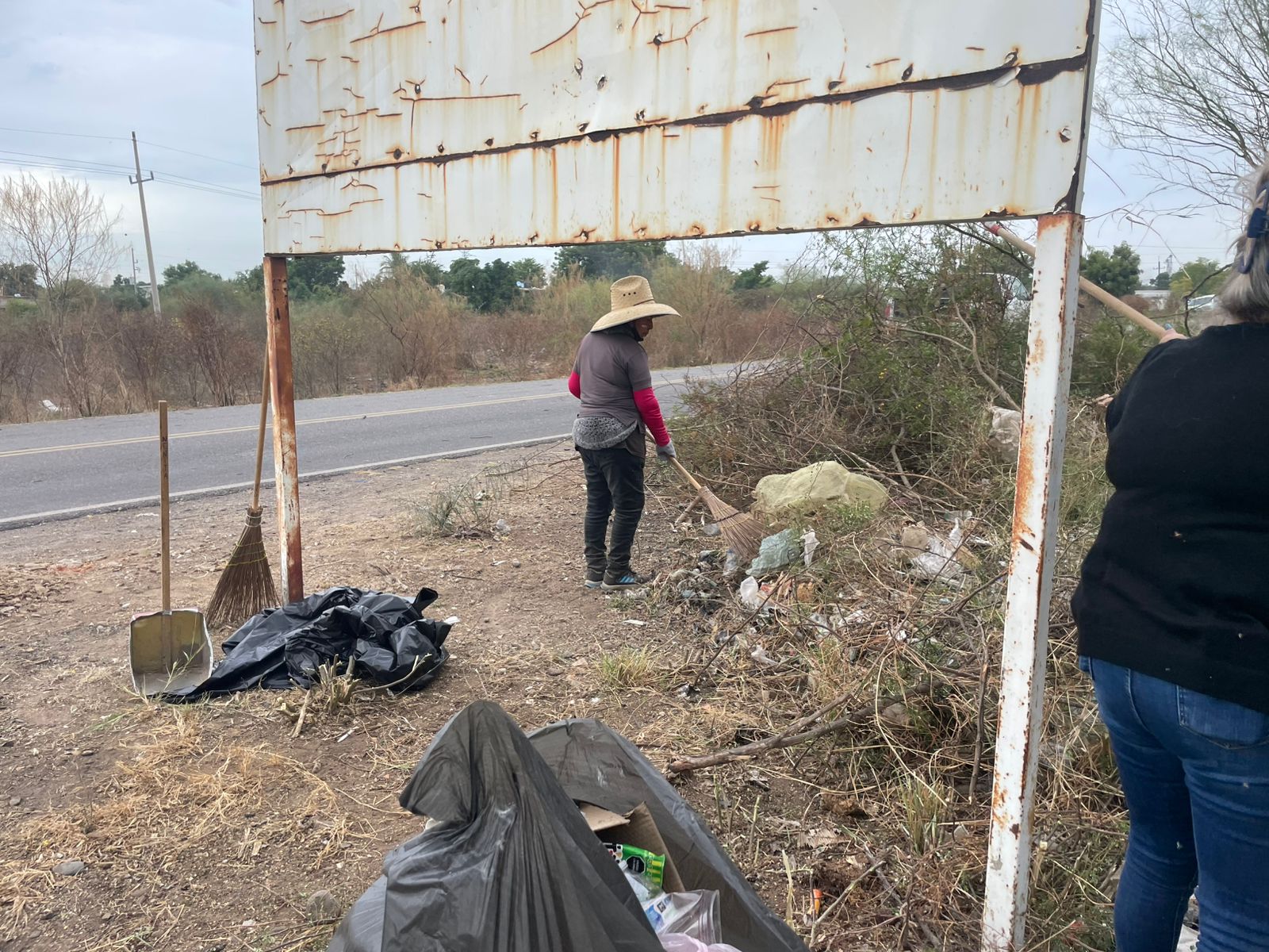 Jornada de limpieza por parte de Ecología y Sustentabilidad Ambiental en Guasave.