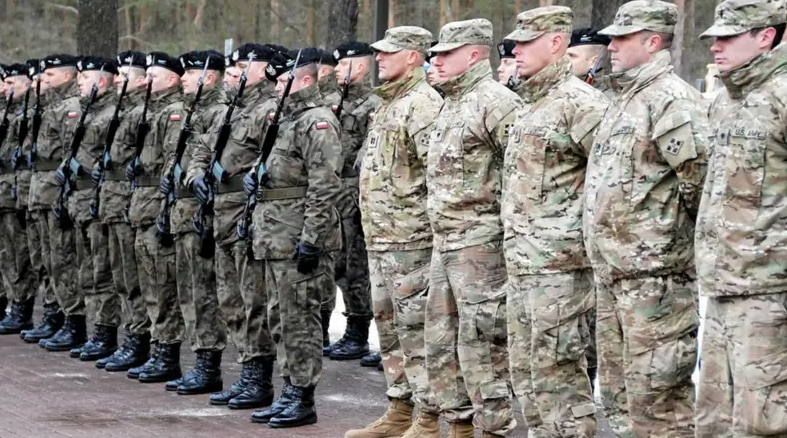 Trump plantea elevar 50% el gasto militar de EU para 2027