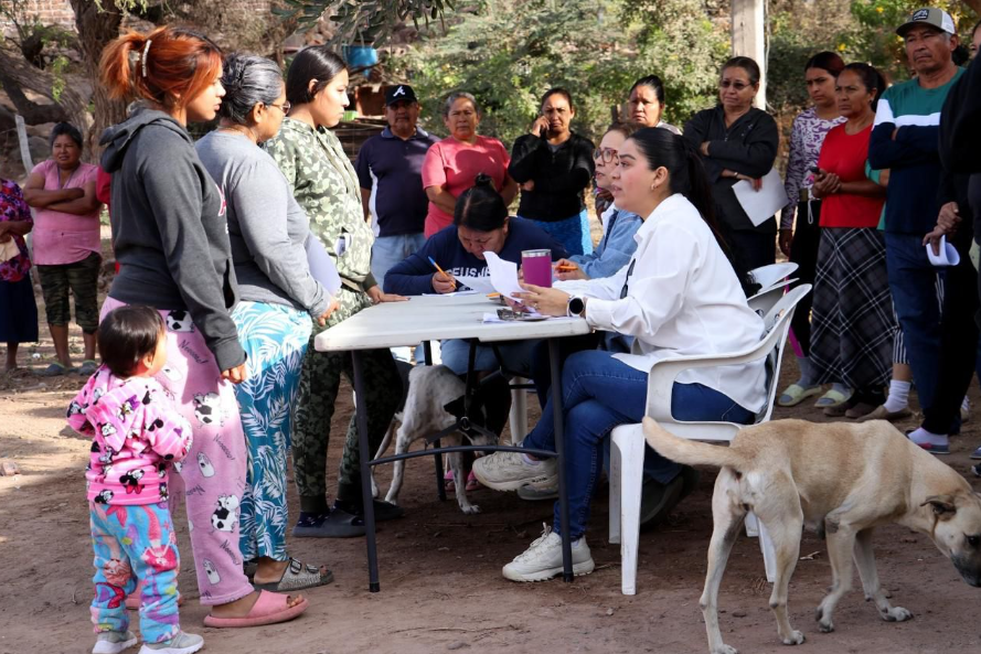 Campaña “Abrigando Ahome” de DIF hará entrega de 2 mil apoyos a comunidades vulnerables