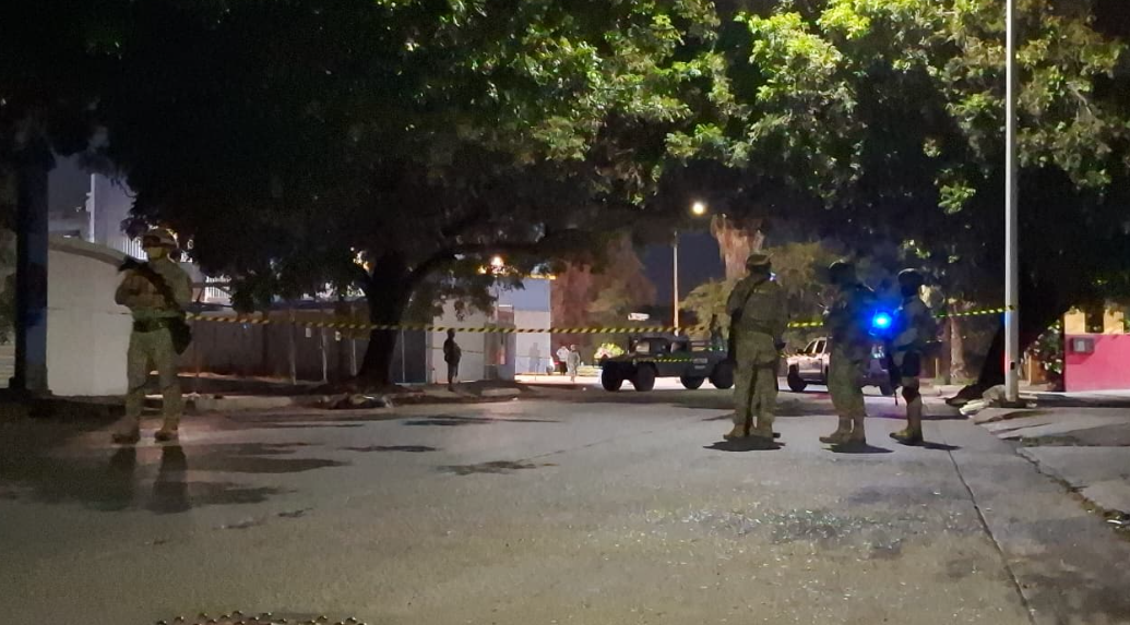 Localizan a un hombre sin vida envuelto en hule negro en la colonia Centro Sinaloa, Culiacán