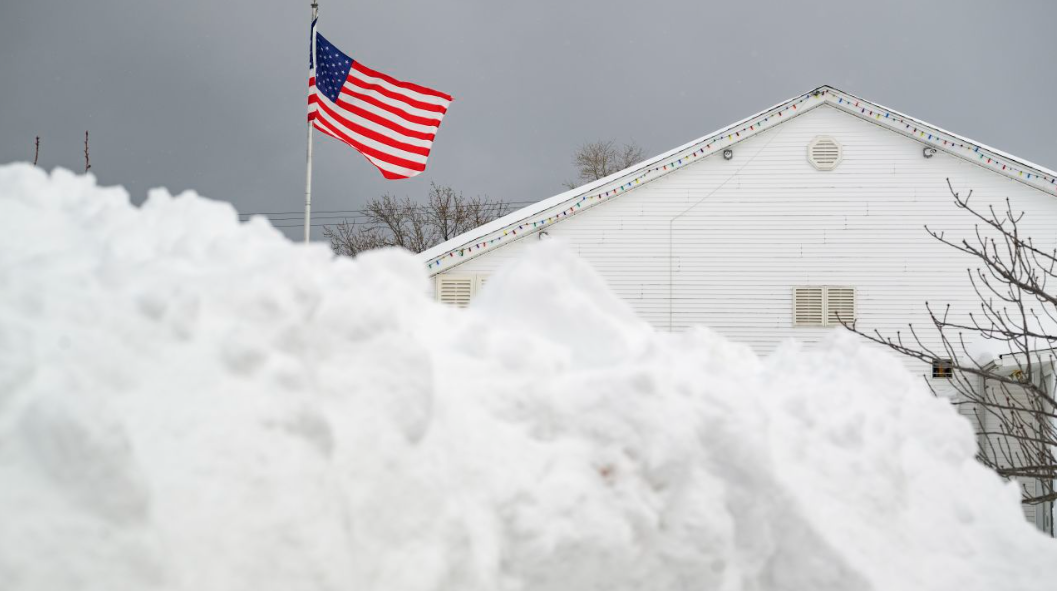 Tormenta invernal pone a medio país de Estados Unidos en alerta máxima