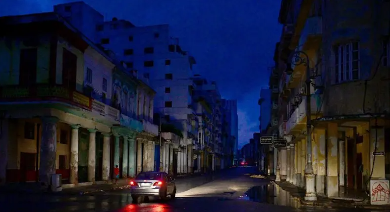 Cuba paralizada por mega apagón: más de la mitad de la población sin electricidad