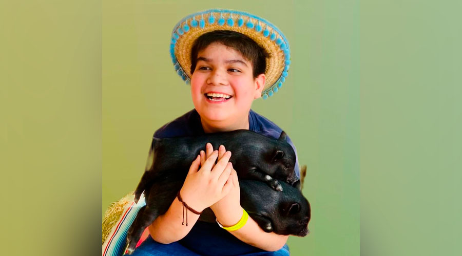 Carlos requiere apoyo para trasplante de médula