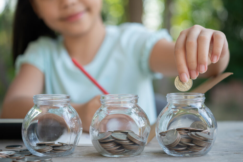 ¡Fomenta el ahorro en los más pequeños! Así puedes abrir una cuenta de Cetes para niños