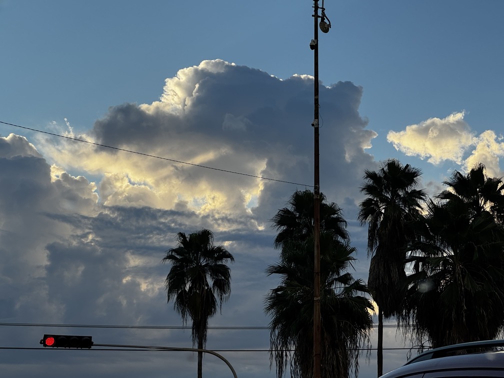 Cielo con nubes durante una mañana en Sinaloa