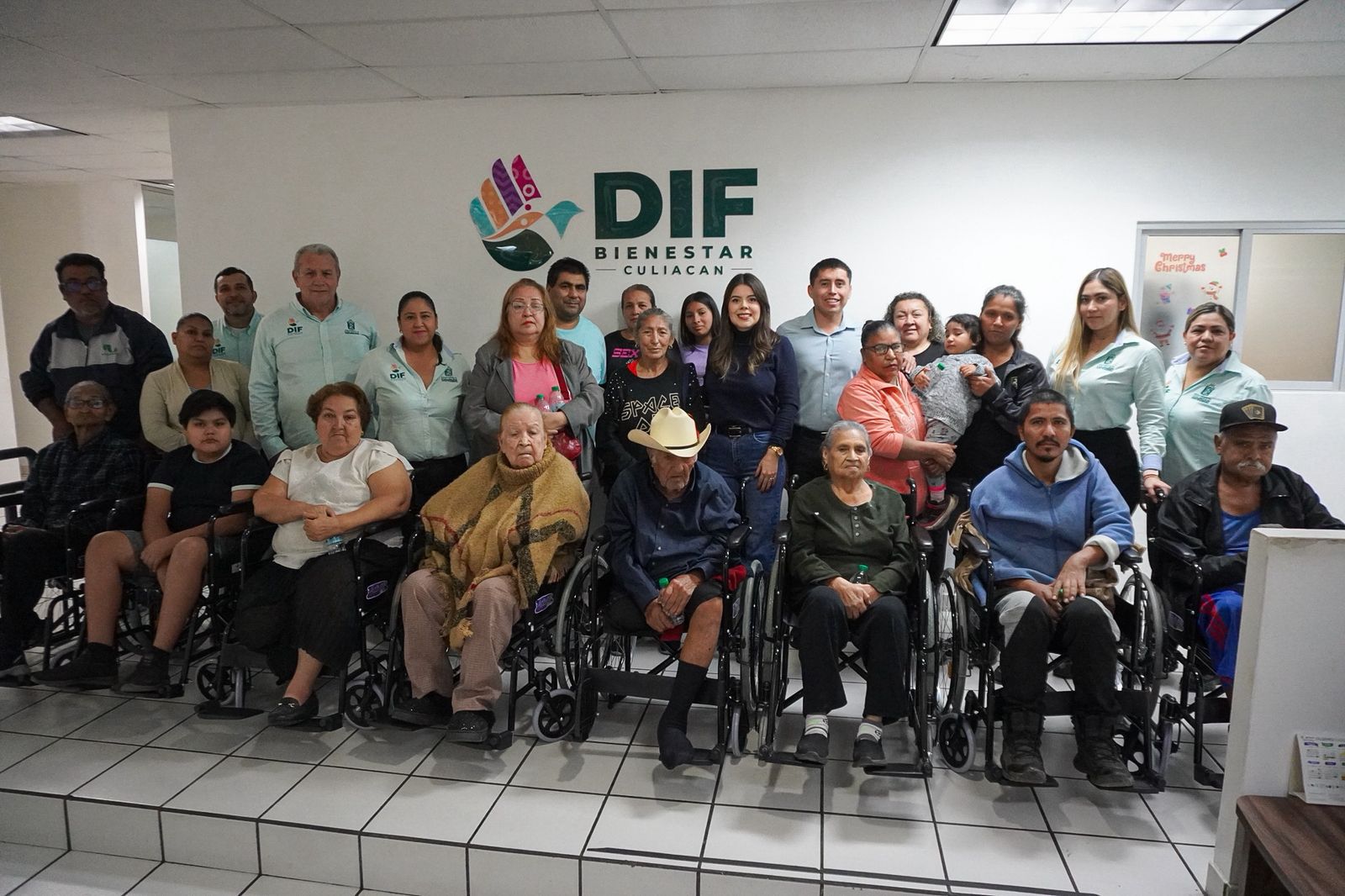 Personas en sillas de ruedas