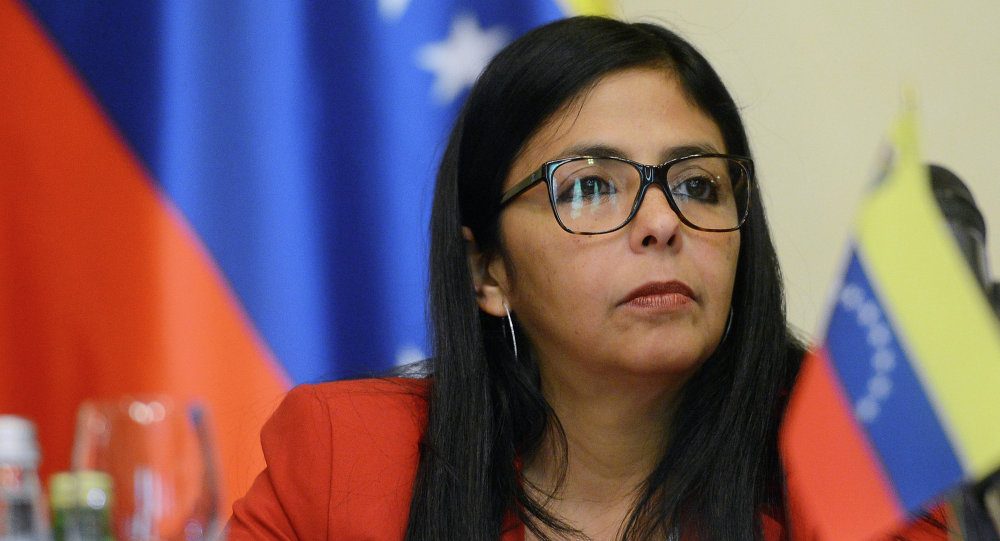 Delcy Rodríguez asegura que EU está desbloqueando fondos congelados de Venezuela