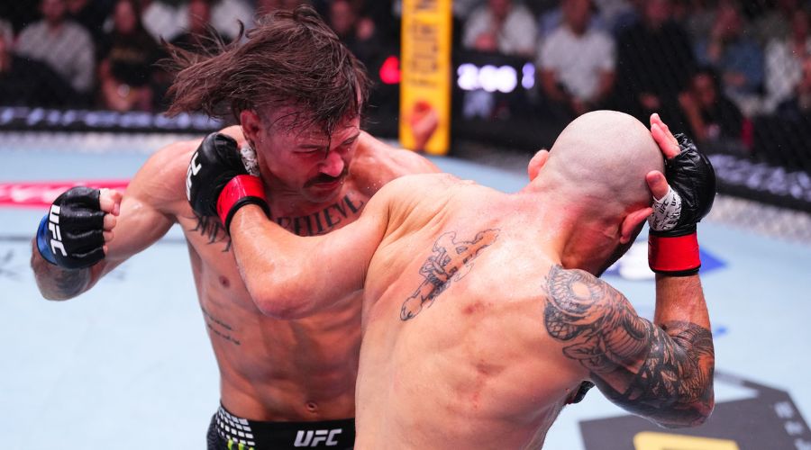 No pudo ser: Diego Lopes cae por decisión unánime ante Alex Volkanovski en UFC 325