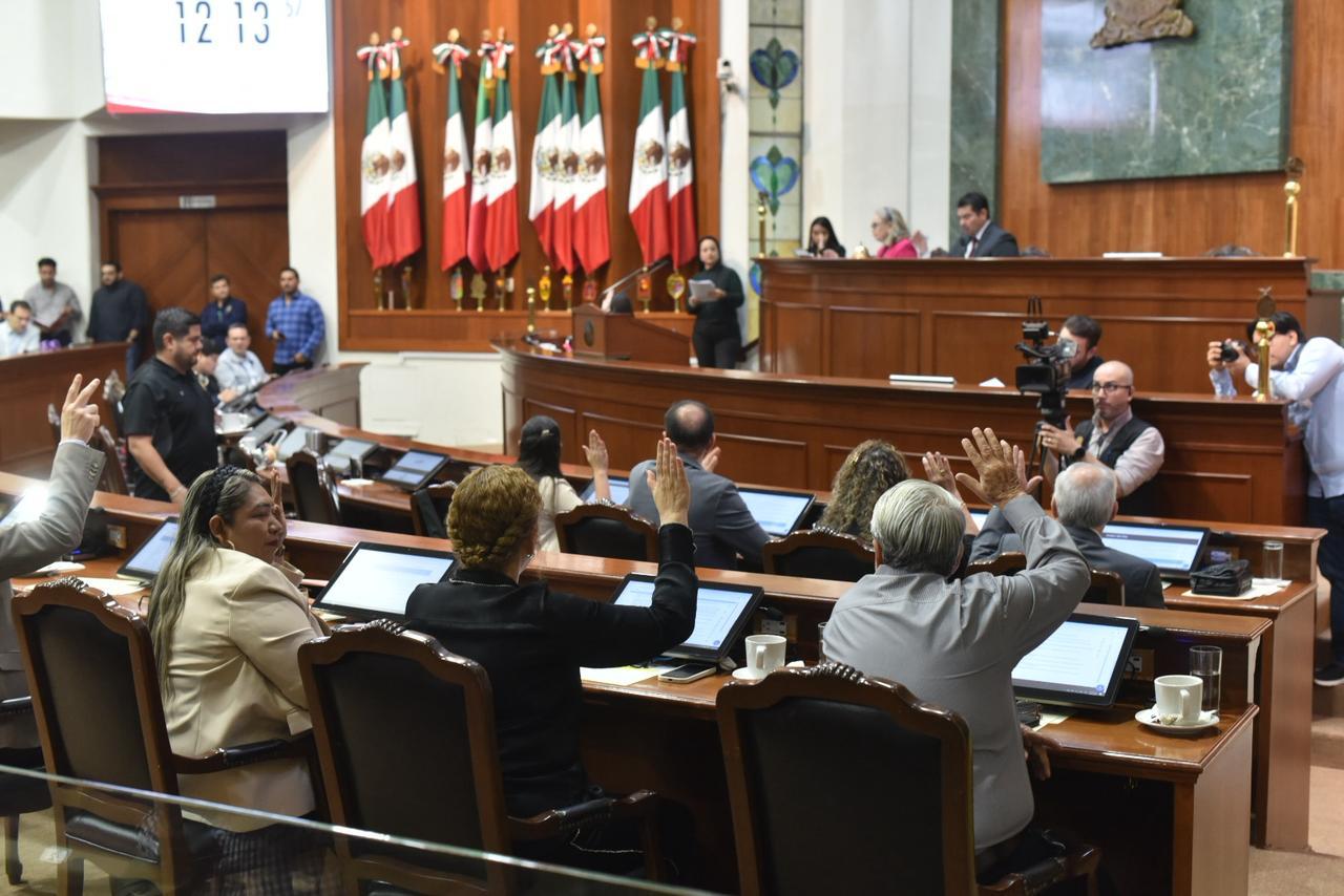 Diputados en el Congreso de Sinaloa.