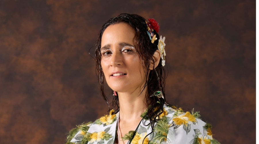 Julieta Venegas.