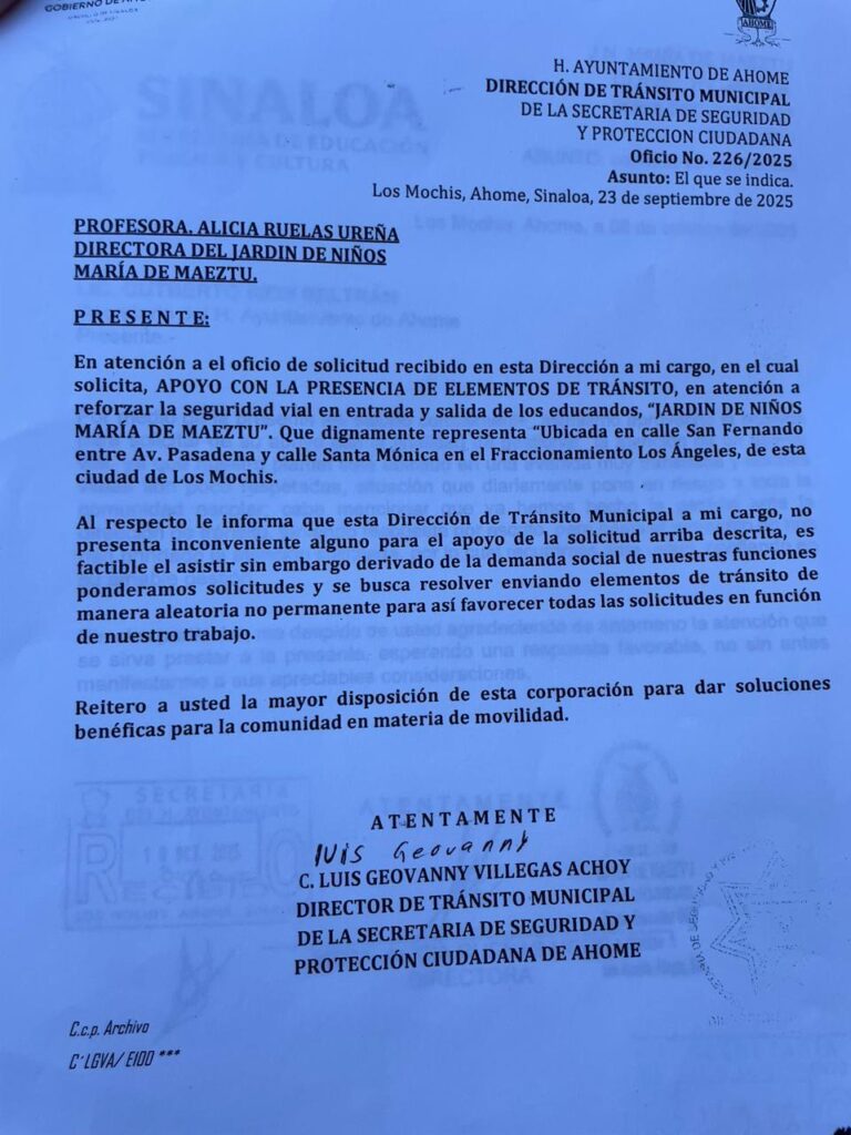 Estos fueron los documentos enviados por las madres de familia para solicitar la presencia de tránsitos.