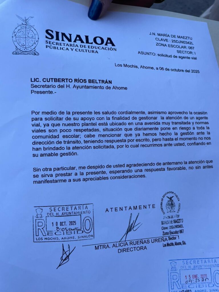 Estos fueron los documentos enviados por las madres de familia para solicitar la presencia de tránsitos.