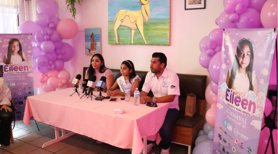 Eileen Cruz Corona busca ser la Reina Infantil para el Carnaval de Mazatlán