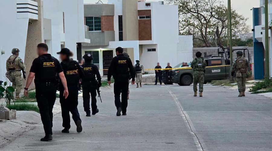 Elementos de SSPC y el Ejército Mexicano en Culiacán